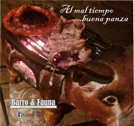 Imagen de Mini Asador de Barro "Mi Puerquito"