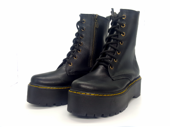 Imagen de Botas Plataformas #400 Vinipiel Negro