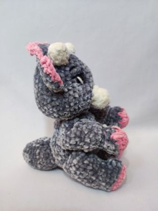 Imagen de Dinosaurio amigurumi tejida a crochet 