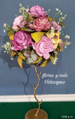 Imagen de Arreglo Floral de Camelias